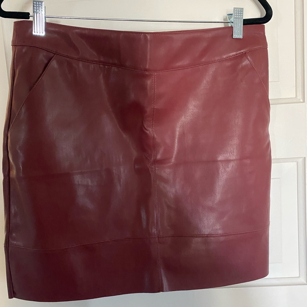 Maroon pleather mini skirt